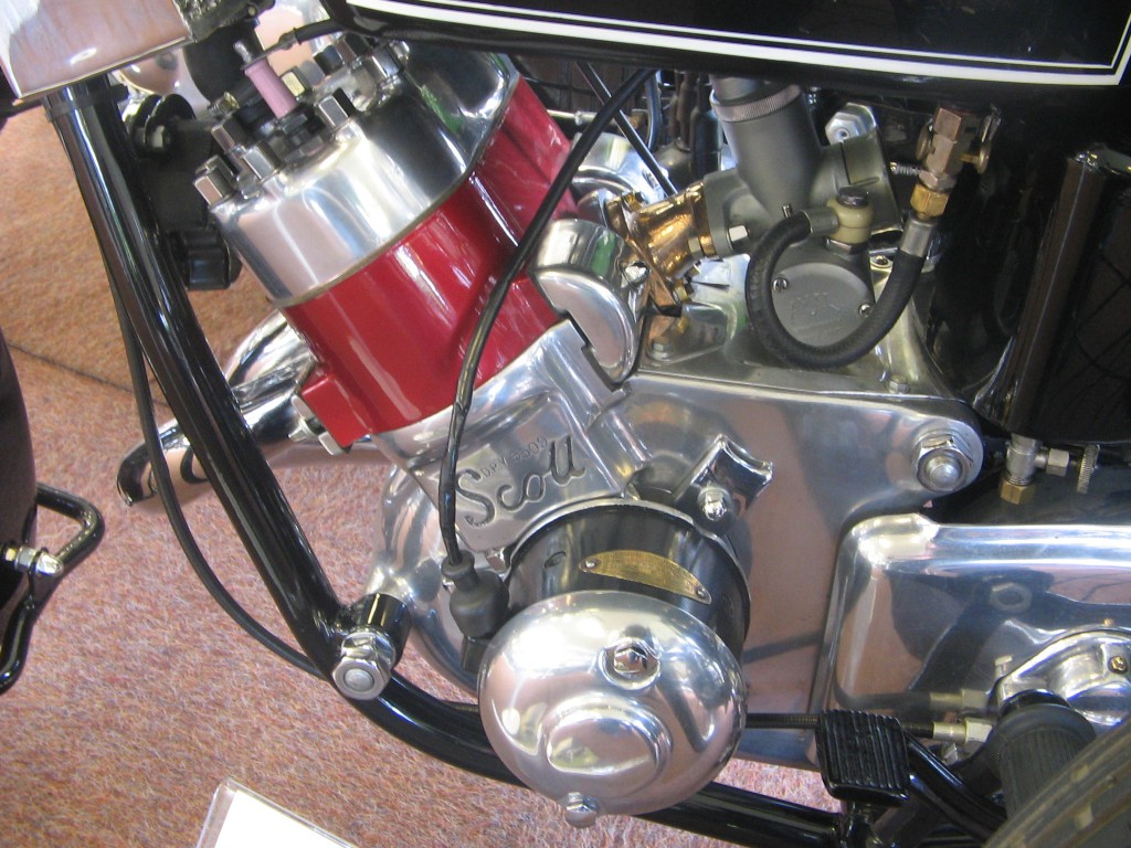 Scott two-stroke engine